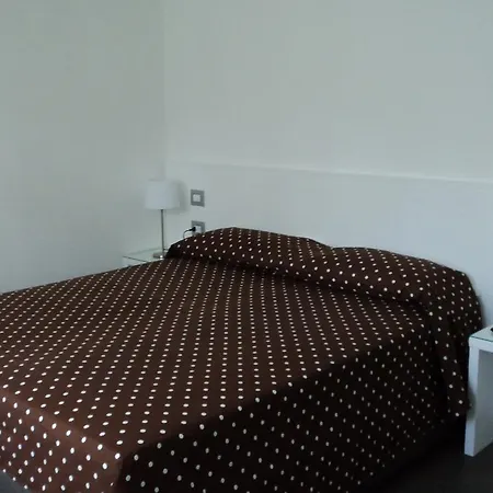 ベッド・アンド・ブレックファスト Il Melograno 3*